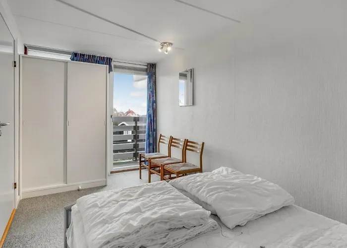 3 Bedroom Cozy In Apartamento Ringkøbing